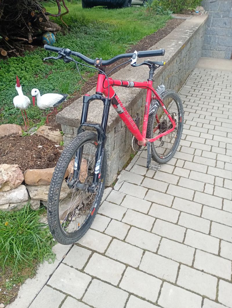 Rock Machine nabízím toto zihadlo