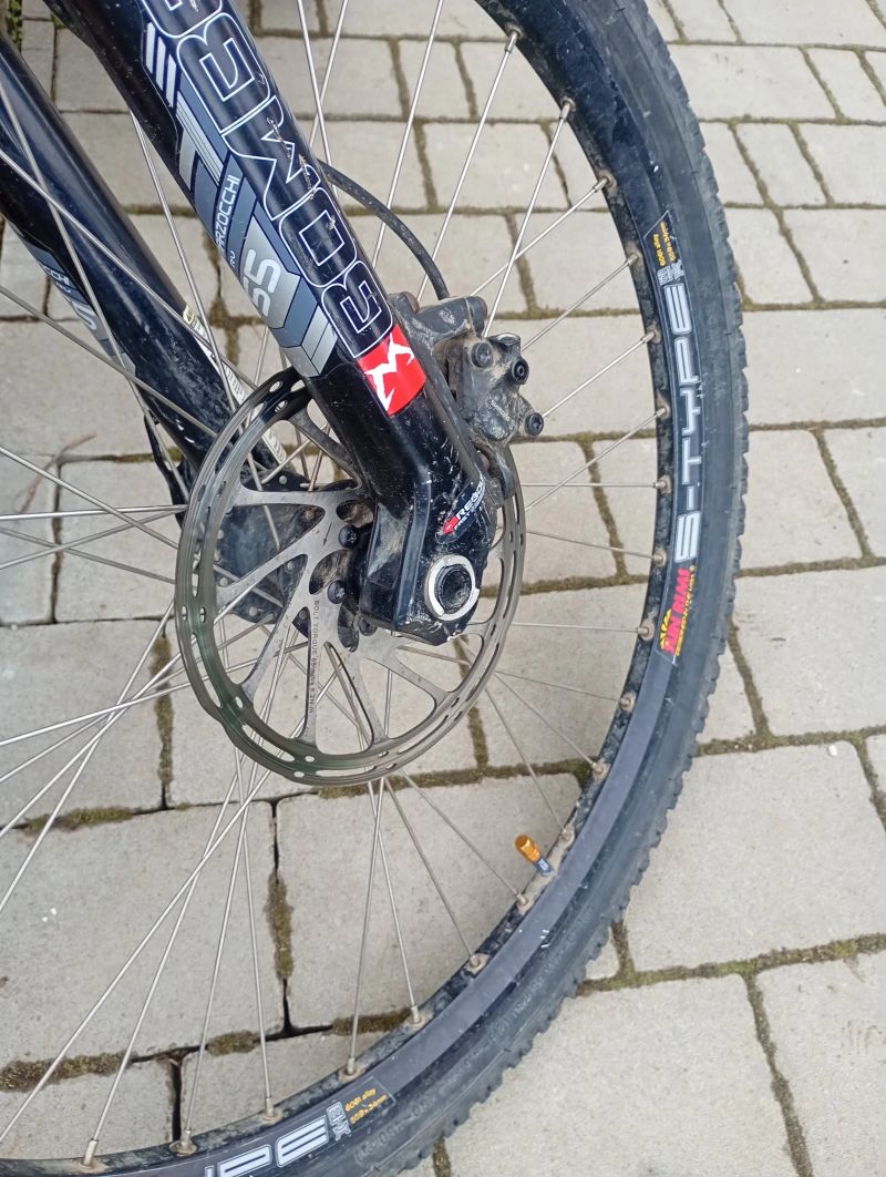 Rock Machine nabízím toto zihadlo