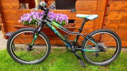 Dětské kolo 20" Superior Paint 4-9let postava 100-135cm jako NOVÉ.