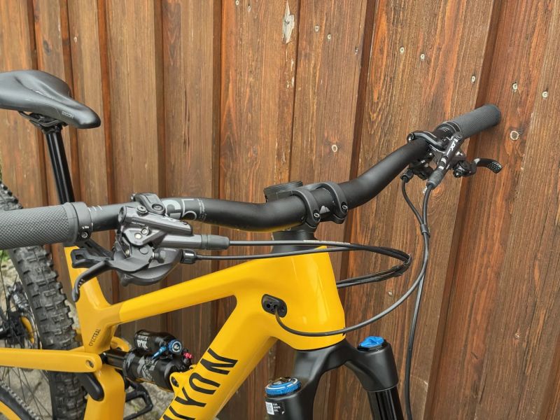 SLEVA - Canyon Spectral CF8 2023