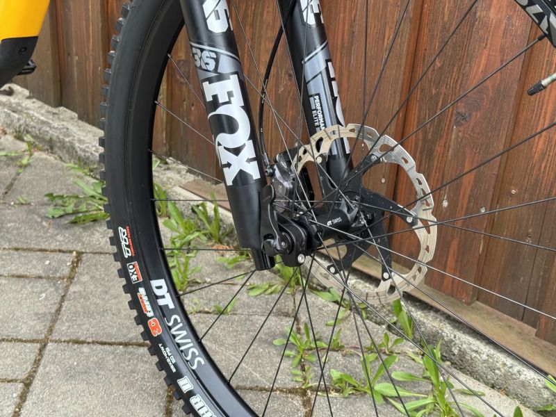 SLEVA - Canyon Spectral CF8 2023