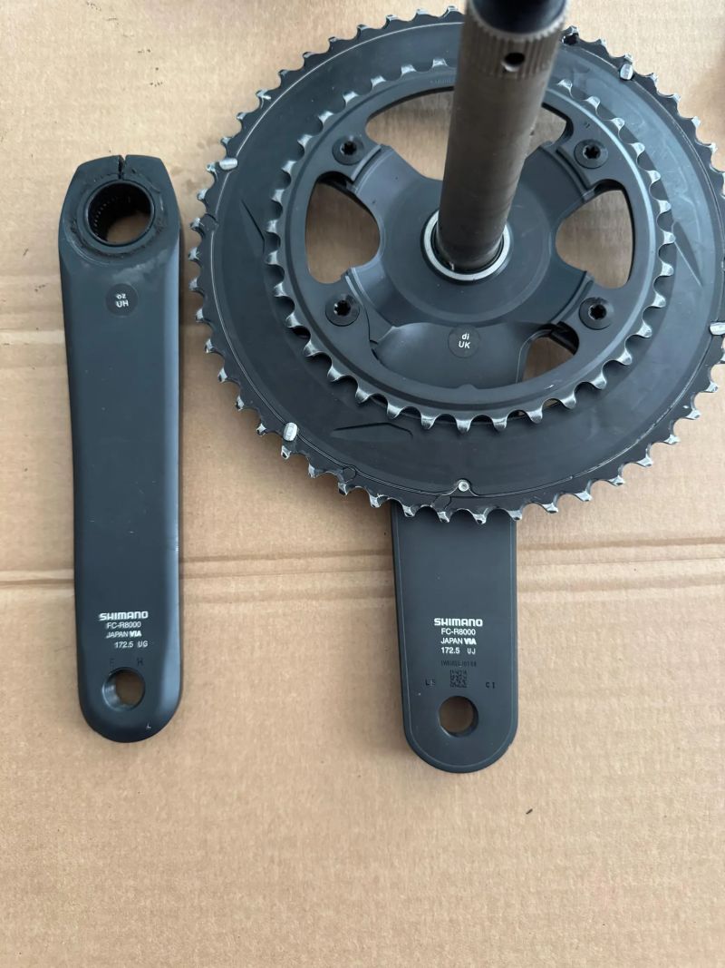 Sada 2x11 Shimano Ultegra (kliky) a 105 zbytek kotoučová