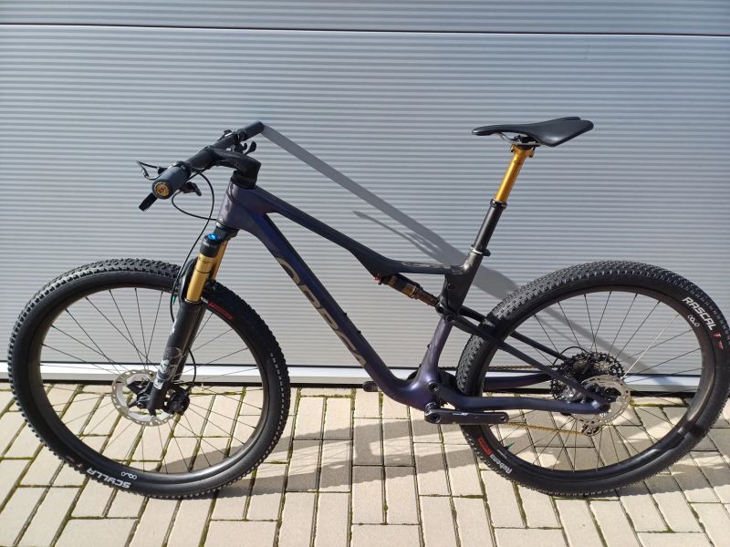 Prodám horské kolo Orbea Oiz M-PRO Veliksot L karbonové +karbonová kola 