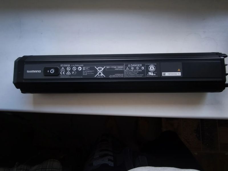 Používaná baterie Shimano BT-E8036