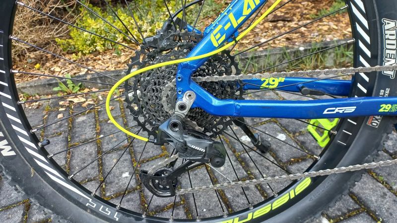 Crussis e-Largo 11.6