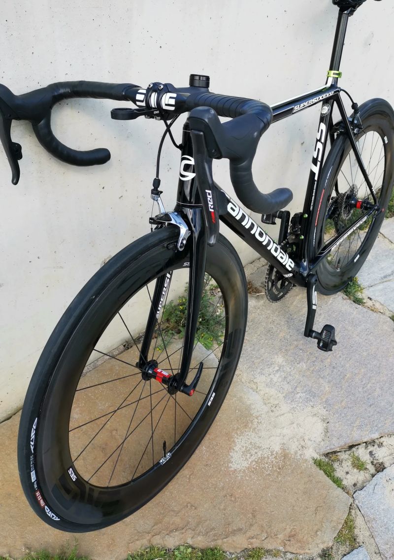 Cannondale Supersix Evo - Absolutně Top kolo i stav! El.řazení:Sram RED AXS, ENVE..PC:250.tis!