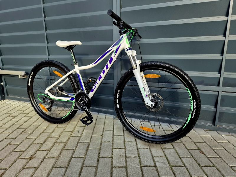 (81)Dámské/Dívčí horské kolo Scott 27,5"