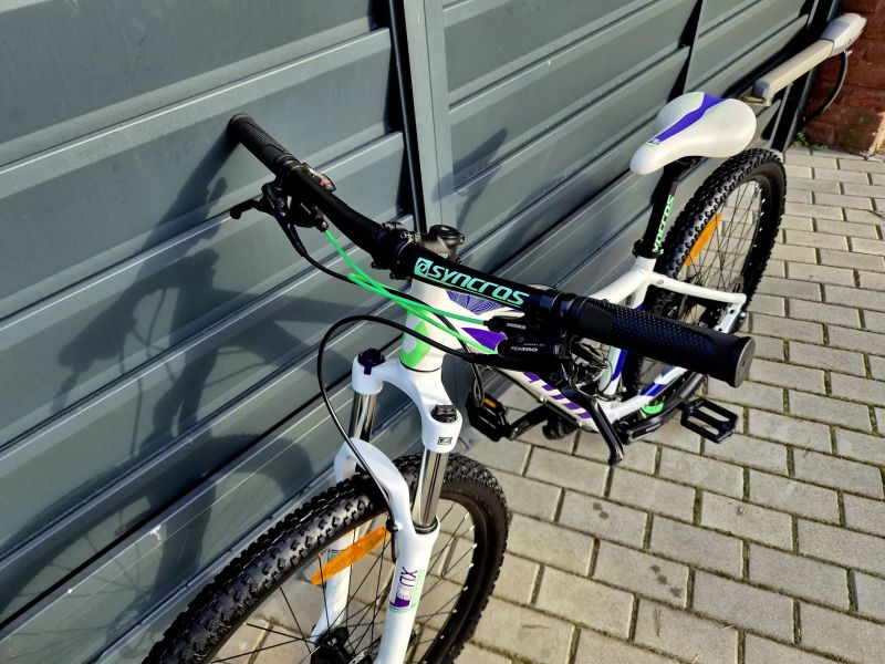 (81)Dámské/Dívčí horské kolo Scott 27,5"