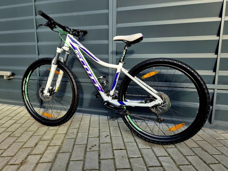 (81)Dámské/Dívčí horské kolo Scott 27,5"