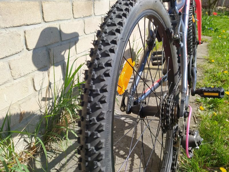 Core Core Nipper 24" černý mat s růžovou