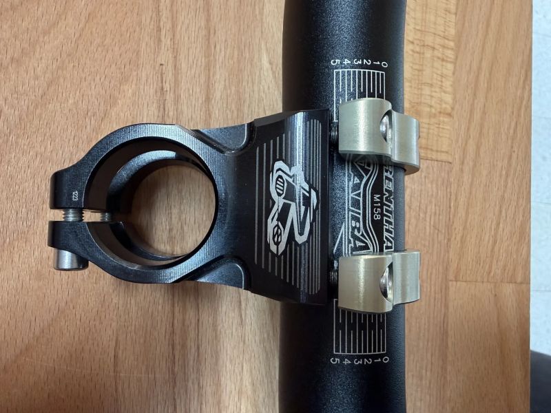 Komplet kokpit RENTHAL + ODI