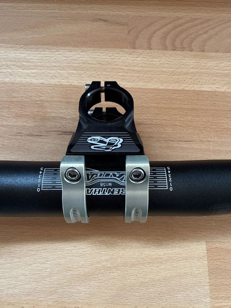 Komplet kokpit RENTHAL + ODI