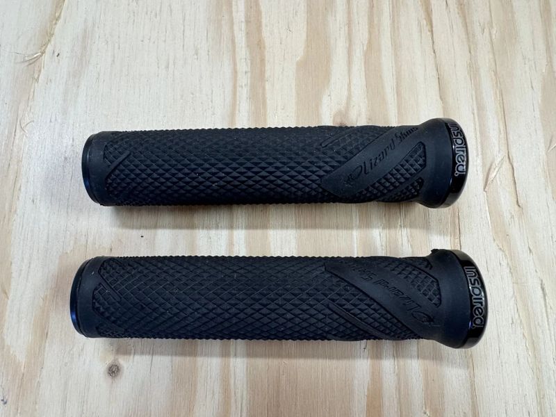 NOVÉ GRIPY LIZARD SKINS WASATCH