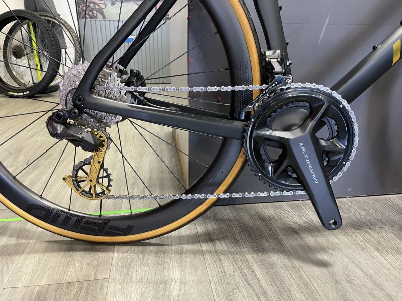 Isaac Boson 2025 Ultegra Di2 + Ryot44+Kogel, vel. 58cm-XL, předváděcí kolo