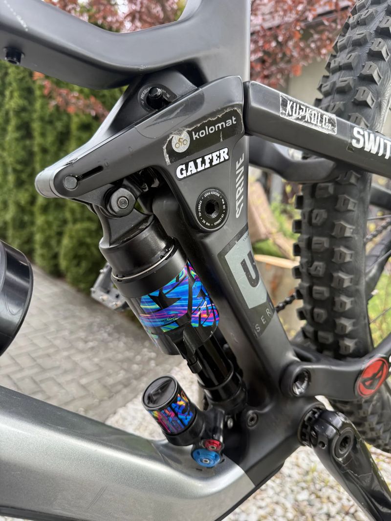 Canyon Strive cfr underdog 2024