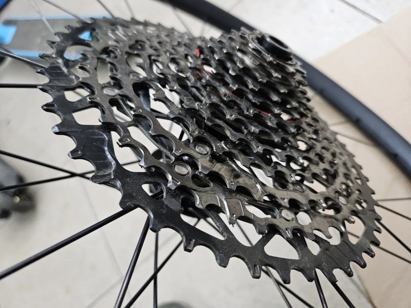 Zapletená kola Specialized