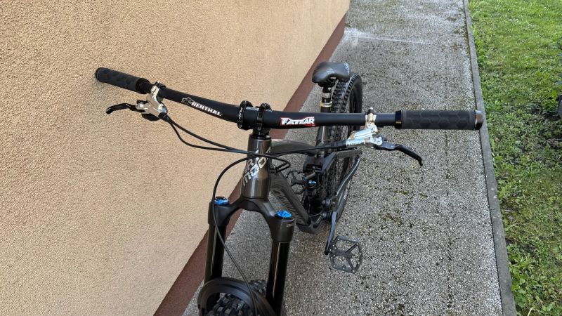 Dartmoor Dartmoor rocbird vel.L