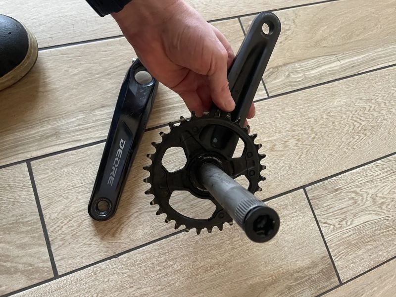 Kliky a převodní Shimano Deore M6120 175 mm