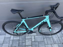 Bianchi Infinito karbon xe Ultegra Disc