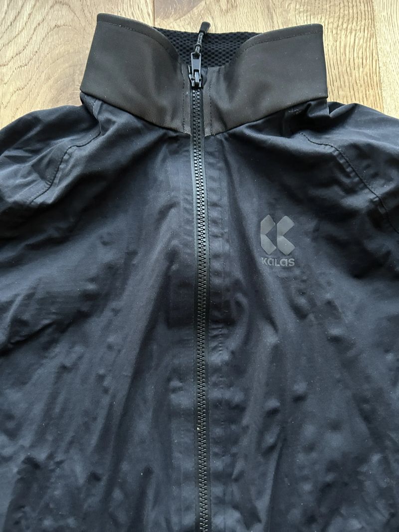 Nepromokavá pláštěnka Kalas eVent