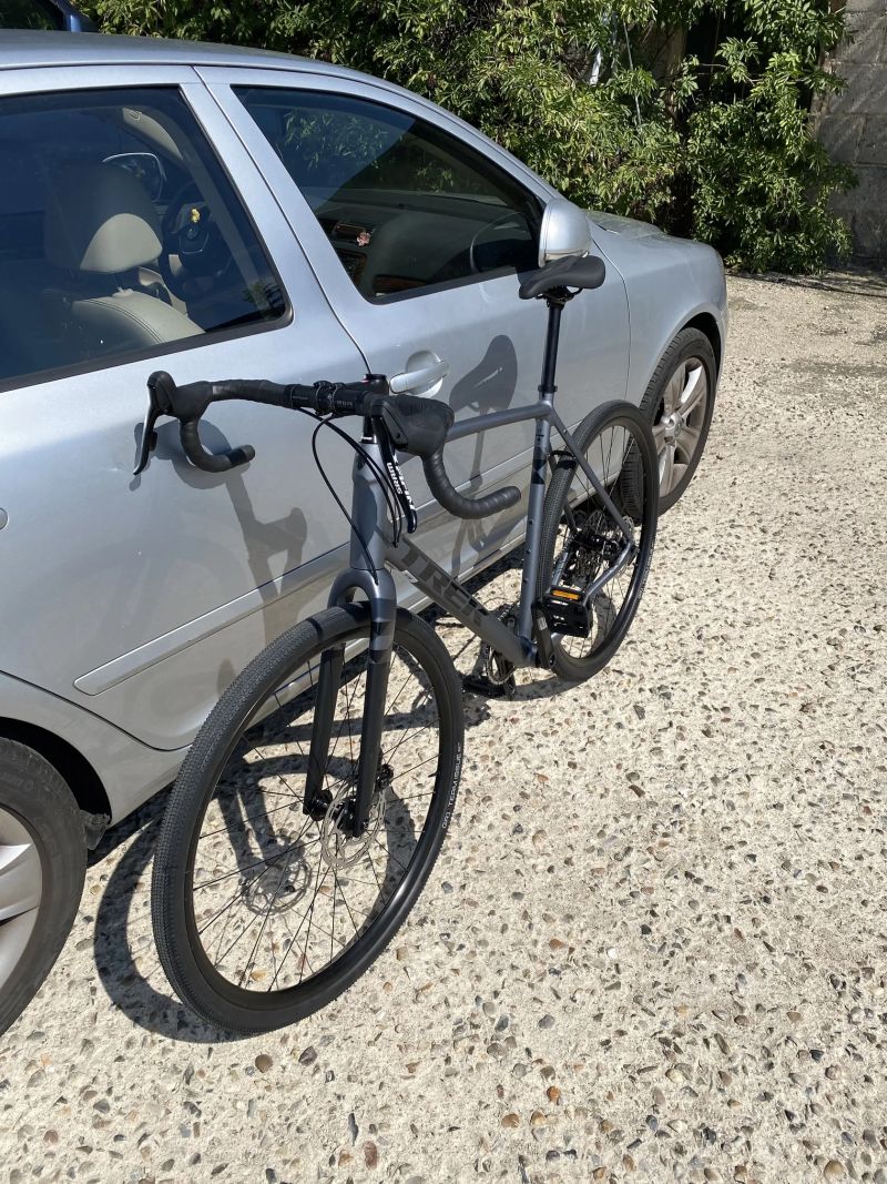 Trek Checkpoint ALR 4