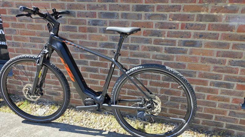 KTM MACINA CROSS 