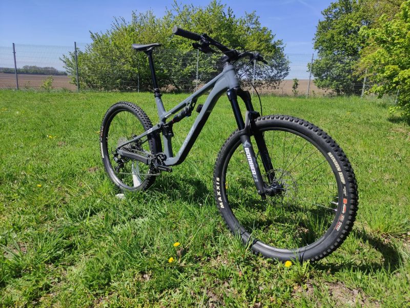 Merida ONE-FORTY 700 pro jezdce 184-196cm