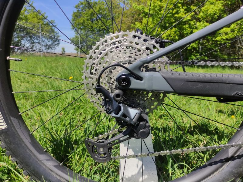 Merida ONE-FORTY 700 pro jezdce 184-196cm