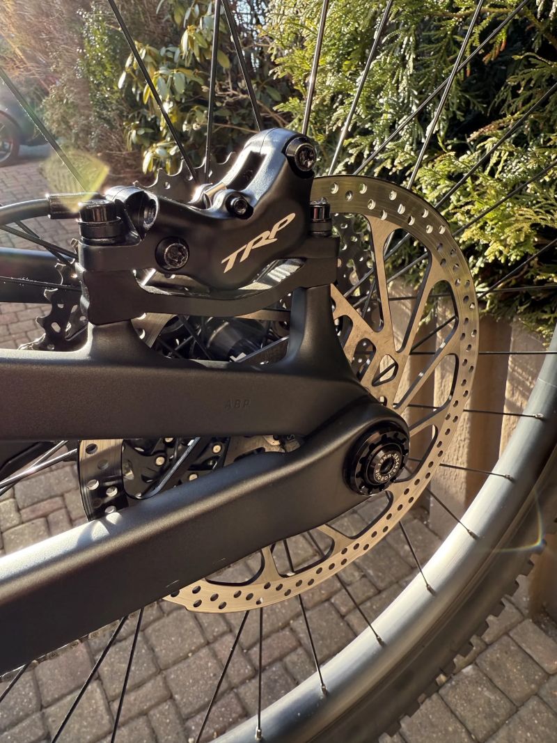 Trek Fuel EXe 9.5 Matte Dnister Black - vel. M