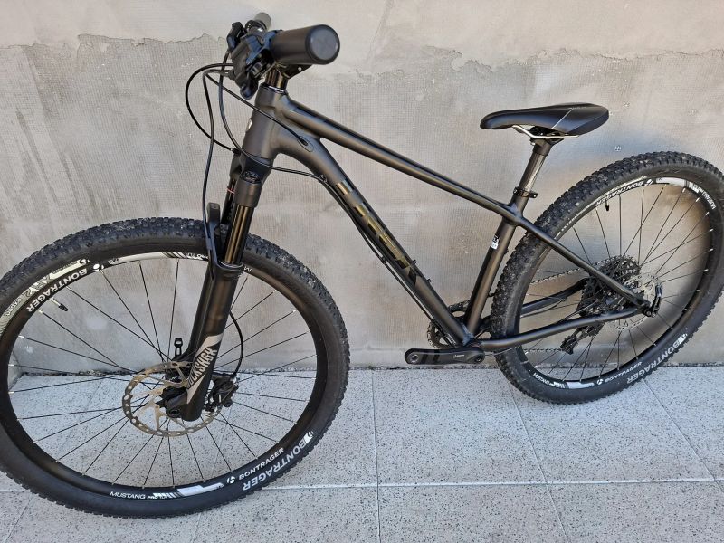 Trek SUPERFLY, vzduch.vidlice, pouze 10,3 kg!