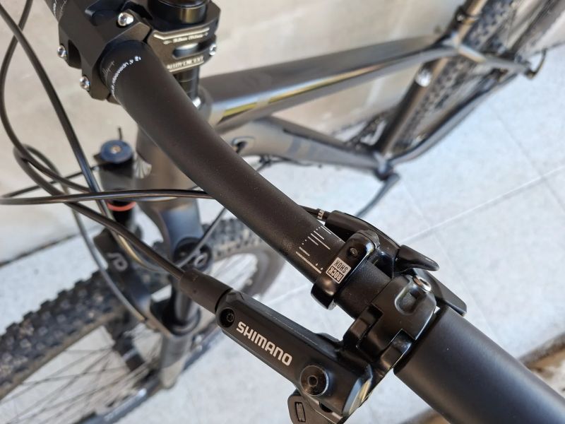 Trek SUPERFLY, vzduch.vidlice, pouze 10,3 kg!