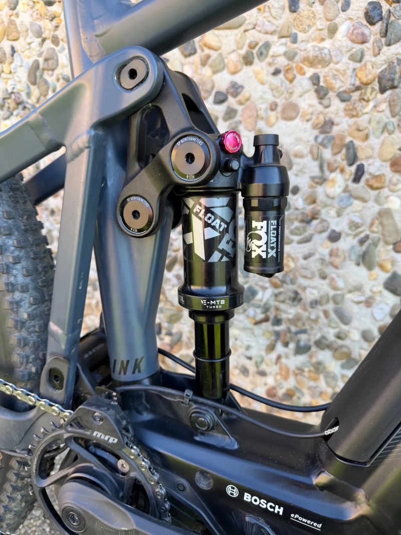  GHOST E-Riot AM AL 160/160 Universal B750 Grey/Black vel:M + další BATERIE BOSCH 750 wh bonus !!!