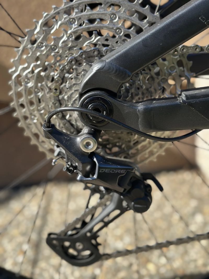 TREK FUEL EXE 5 top stav