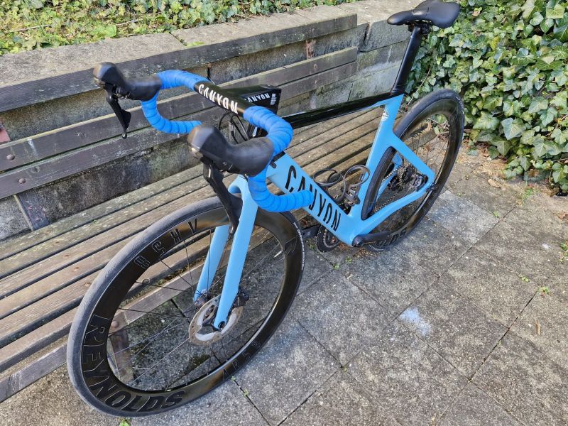 Canyon Aeroad CF SL 2022, vel. S