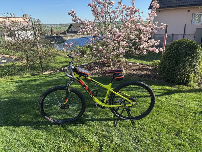 Rock Machine Štorm 90