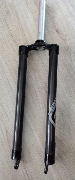 Karbonové vidlice MTB Force 485