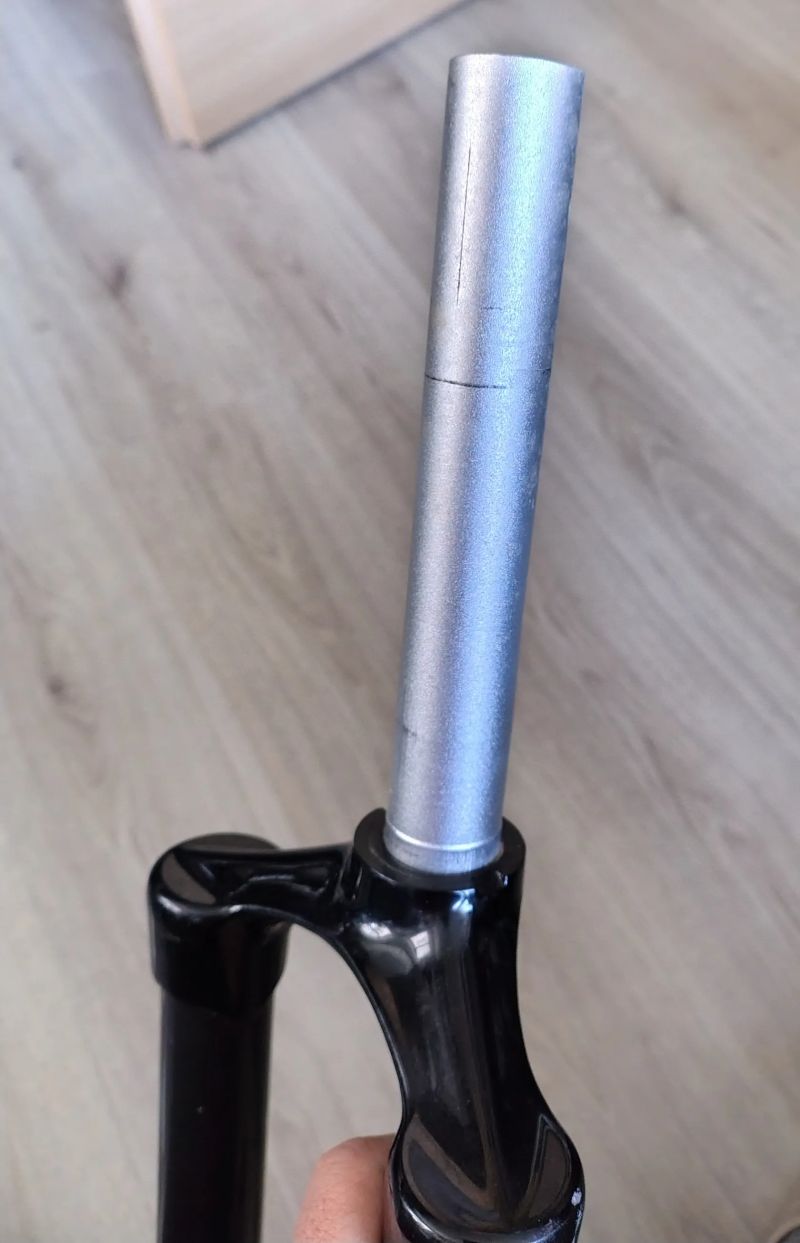 Karbonové vidlice MTB Force 485