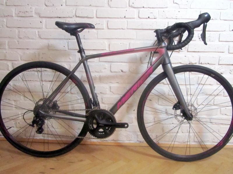 Dámská MERIDA SCULTURA 400 JULIET, na Shimano 105, vel S. Zánovní. 1ROK ZÁRUKA.