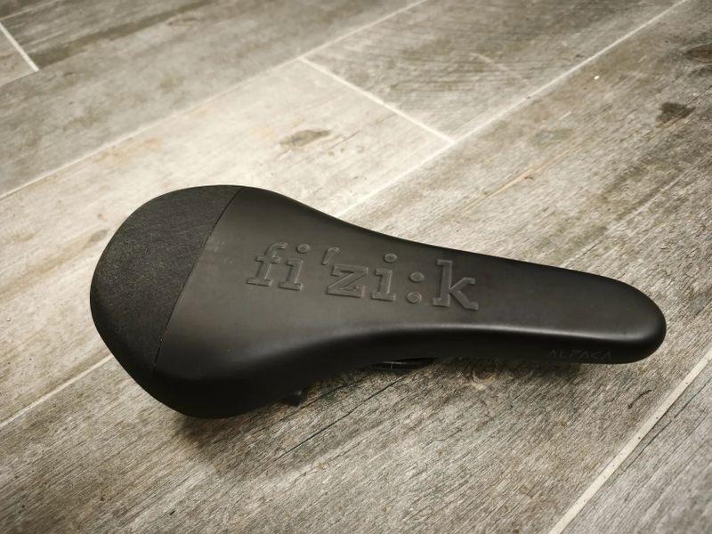 sedla cyklo FIZIK SPACIALIZED BONTRAGER PROLOGIO