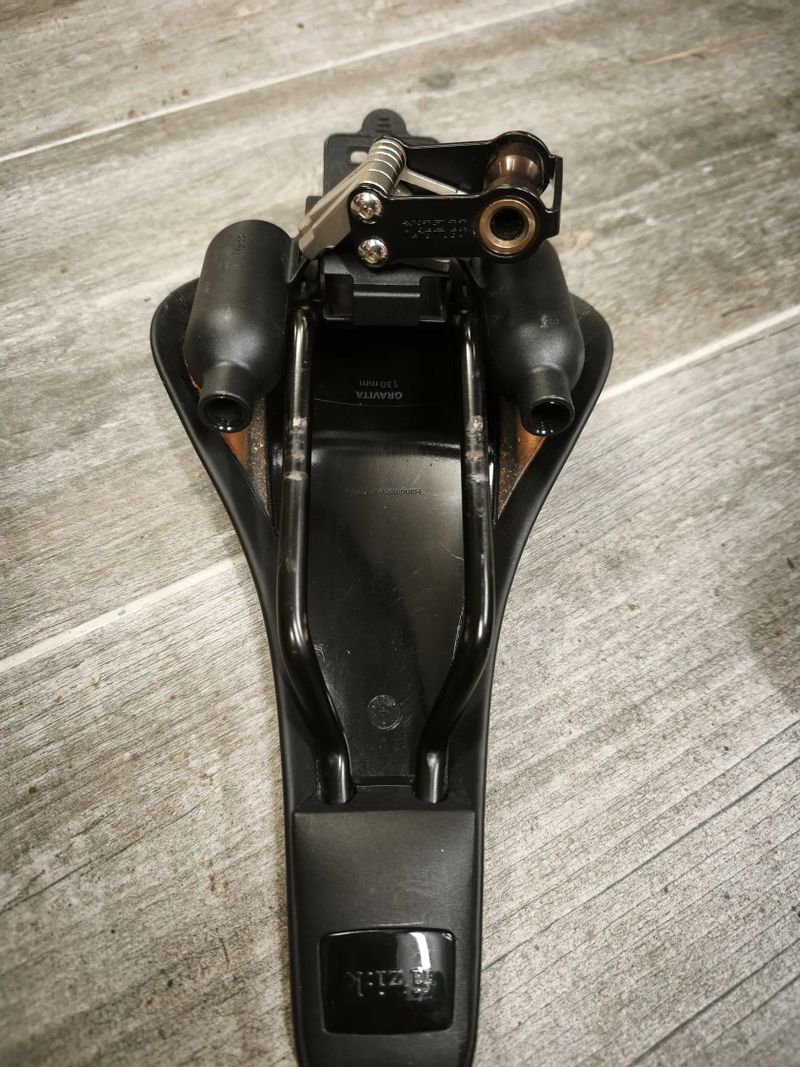 sedla cyklo FIZIK SPACIALIZED BONTRAGER PROLOGIO