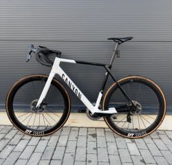 Canyon Ultimate CF SL 7 + Wattmeter