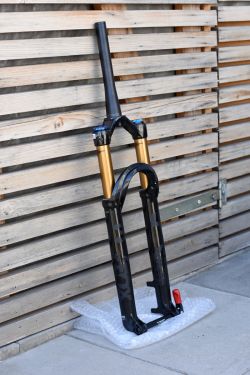 Vidlice 29” Fox Racing 34 Factory Grip X 130 mm (2025)