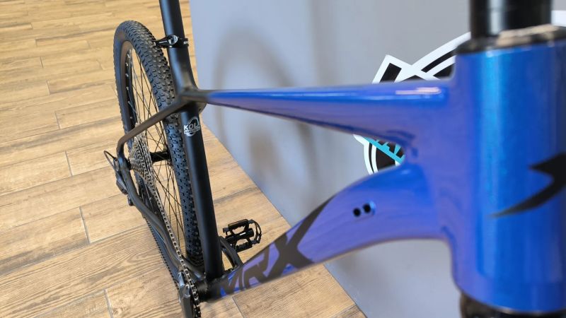 MRX Discus 29 ER25 DEORE 1x12 2026 tmavě modrý L