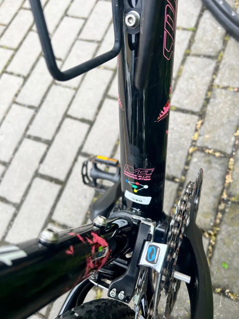 Specialized dámské horské kolo, fajn stav