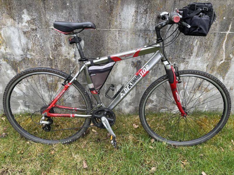 Trekingové kolo Dominator