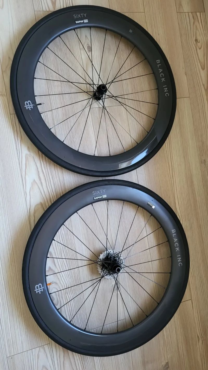 Black Inc SIXTY - Galuskové rozhraní