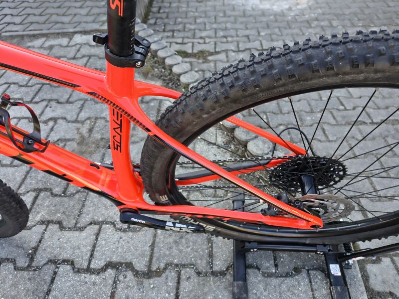 KARBONOVÉ HORSKÉ KOLO SCOTT .,. JAKO NOVÉ