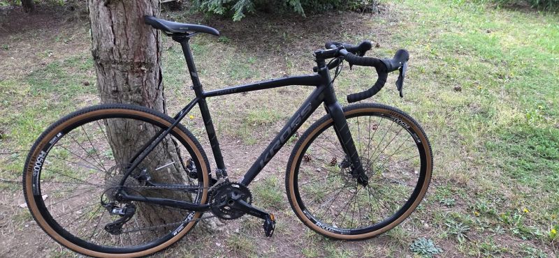 Kross Gravel Esker 6.0, Shimano GRX 2x11, velikost M