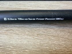 Bontrager řidítka 720/31,8