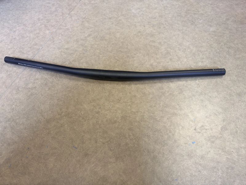 Bontrager řidítka 720/31,8